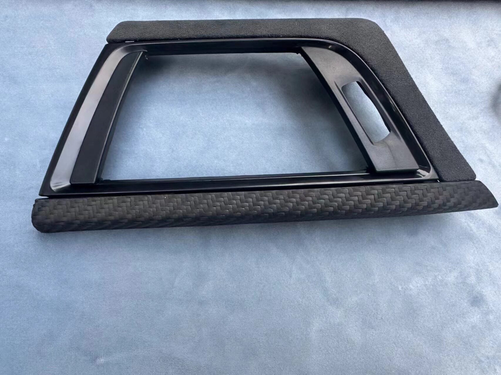 BMW F30/F35 left air vent trim panel, real carbon fiber