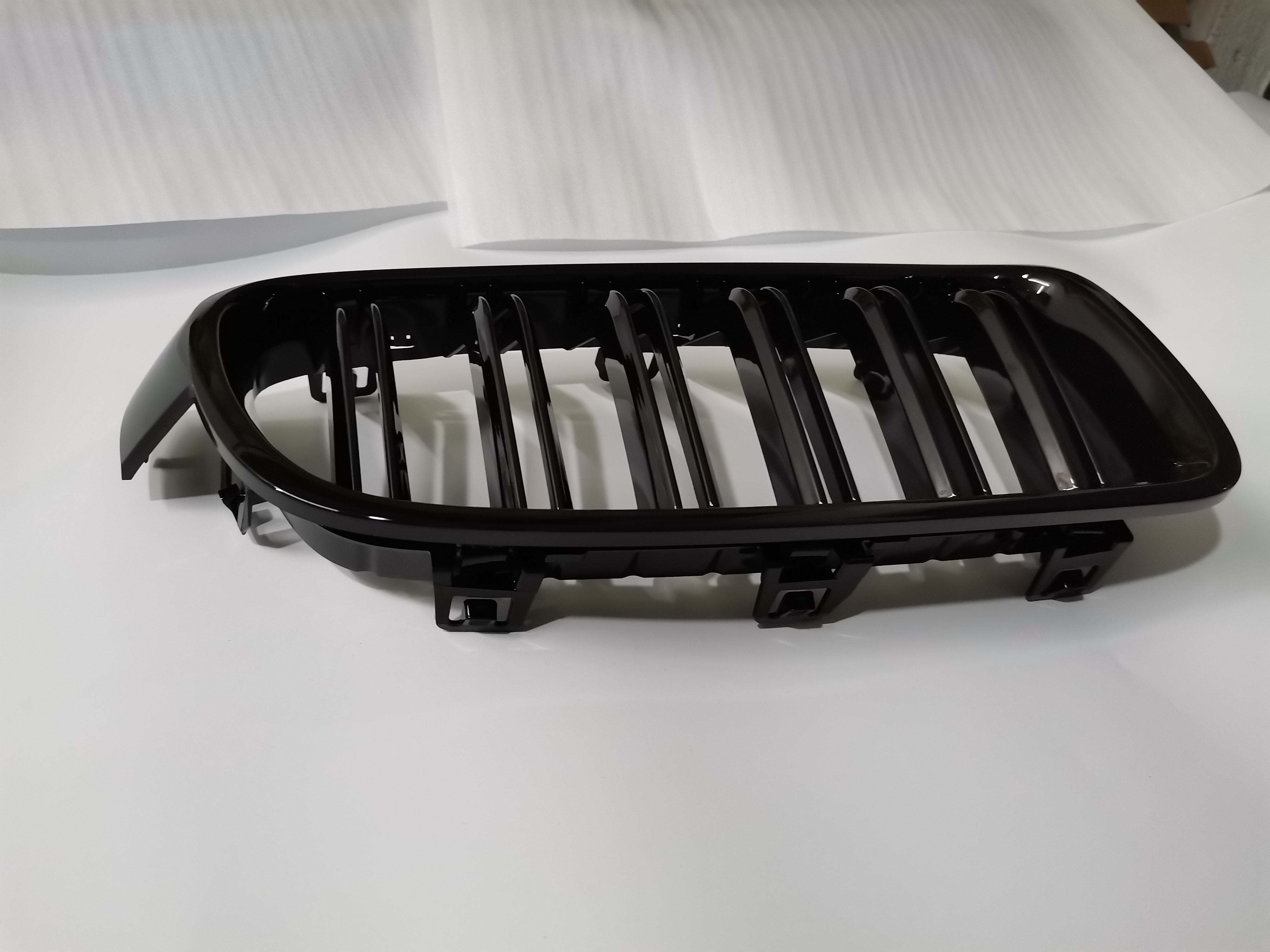 BMW Kidney Grille - Gloss Black Front Grille, installed on BMW 3 Series front end