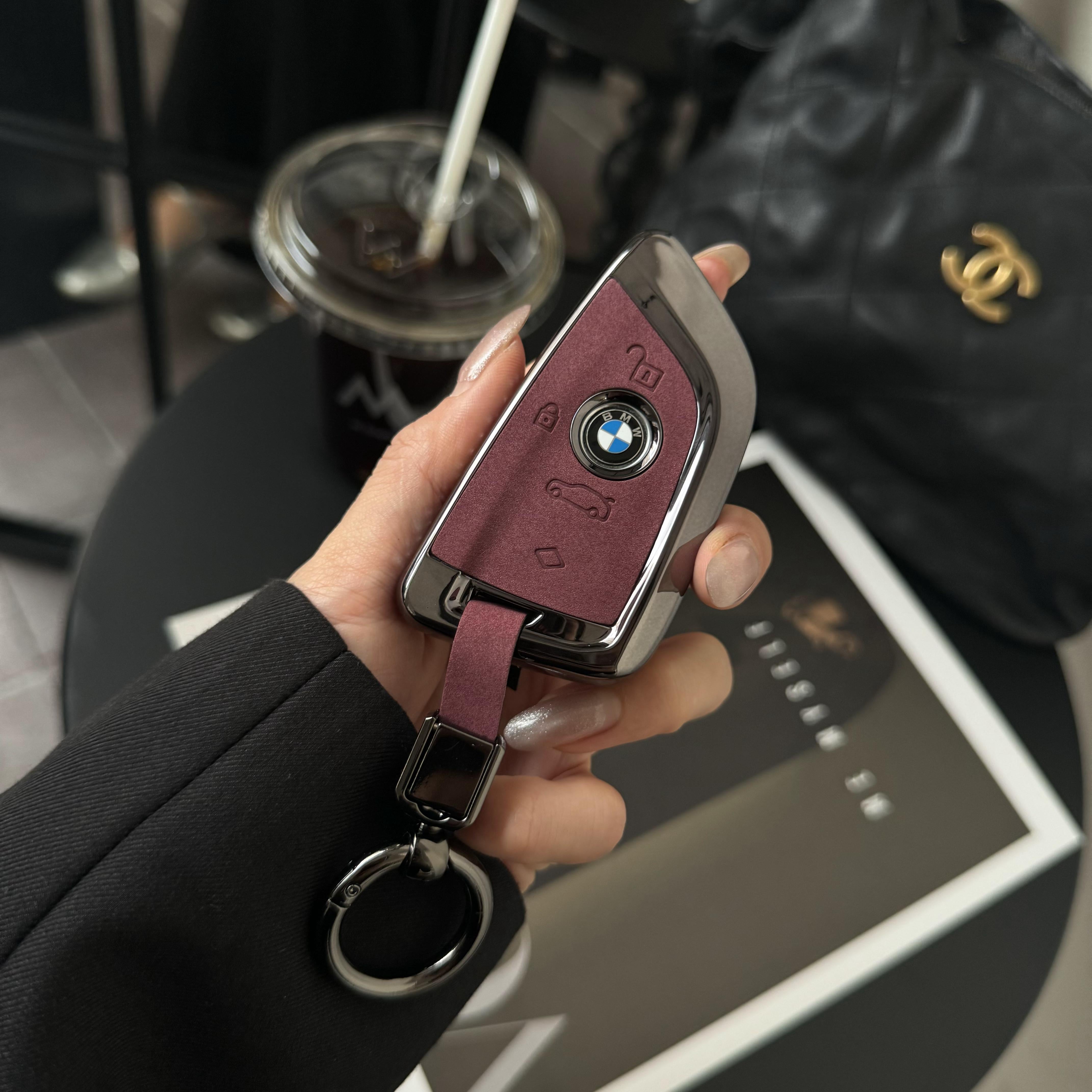 BMW G-Series key case, Dark Feather Red, with Keychain