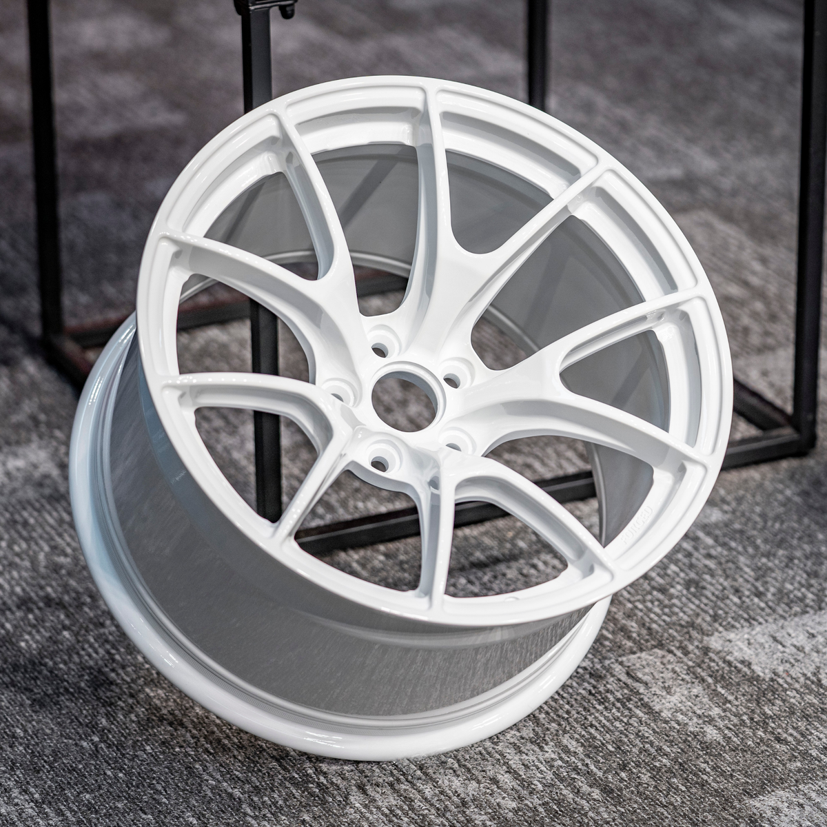 T6061 Forged Alloy Wheel – Split Multi-Spoke Performance Rim | Gloss White Finish
